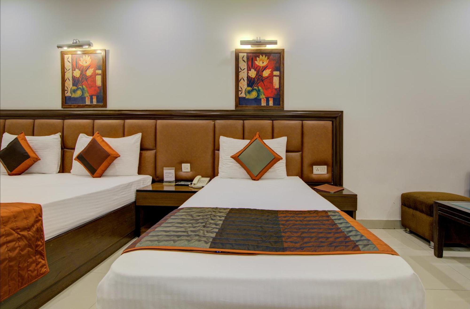 Hotel Airport La Sapphire & Restaurant 4*